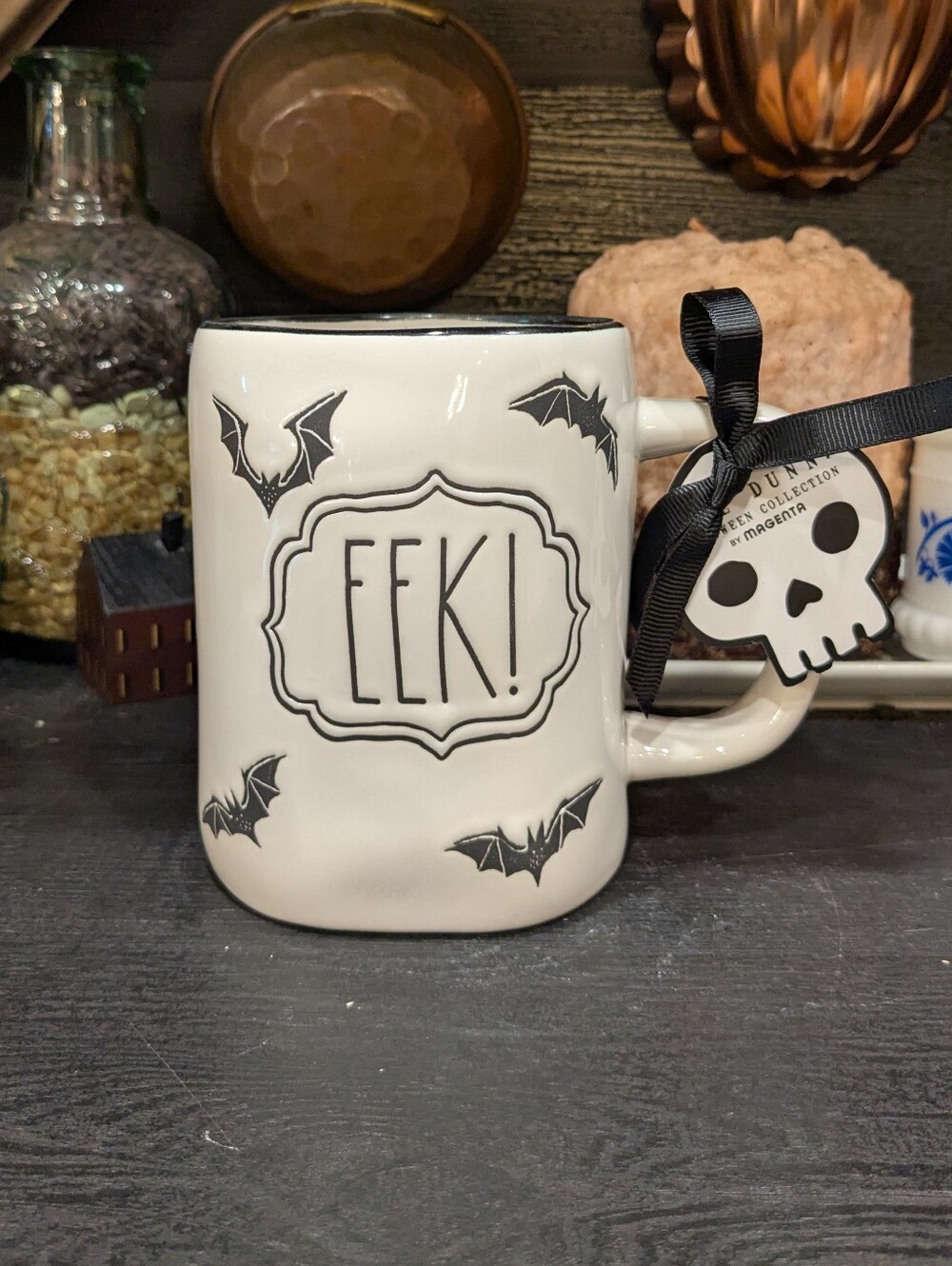 Rae Dunn "EEK!" Cream Halloween Mug With Black Bats NWT 16oz - Picture 2 of 7